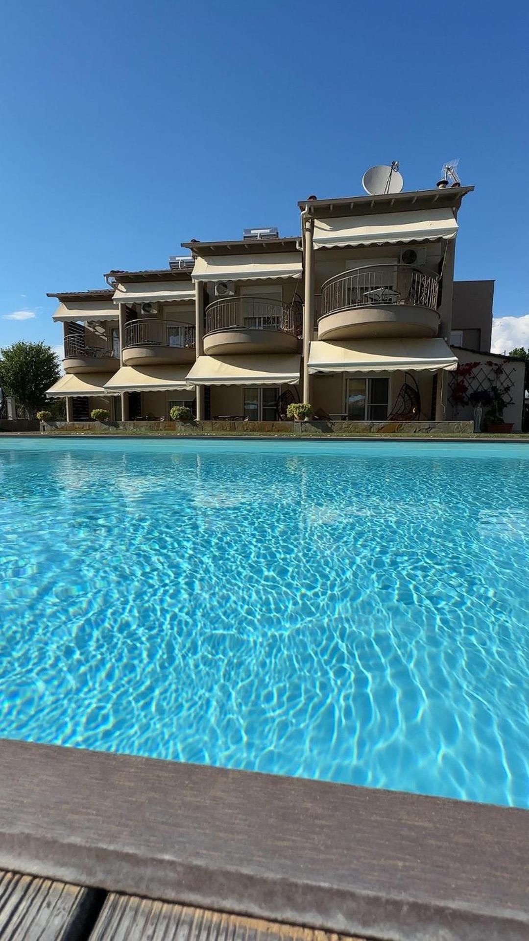 Mente Libre Villas Nea Plagia Luaran gambar