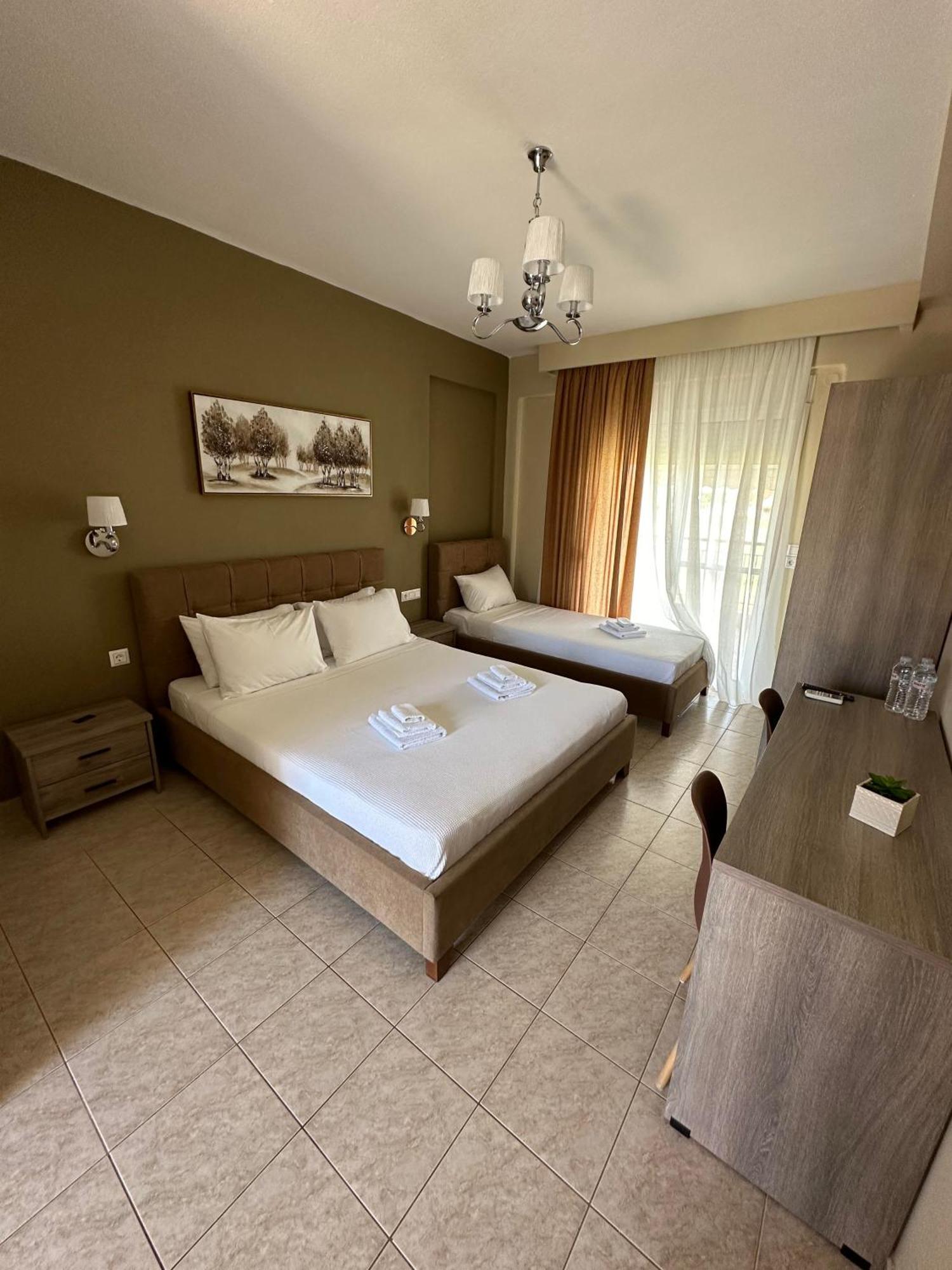 Mente Libre Villas Nea Plagia Luaran gambar