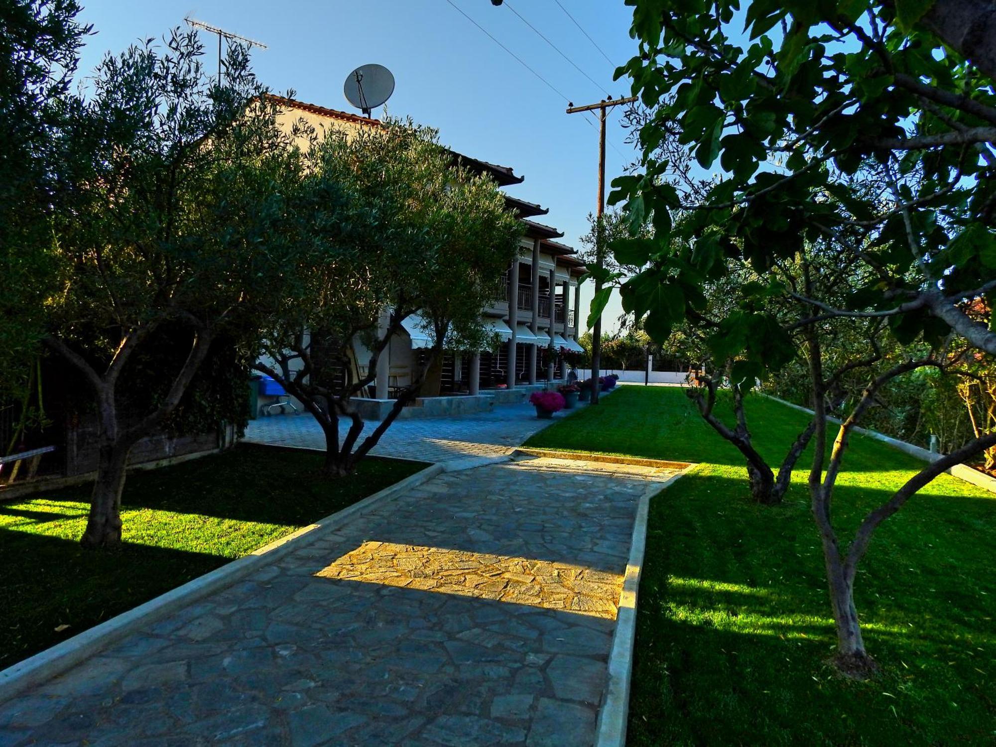 Mente Libre Villas Nea Plagia Luaran gambar